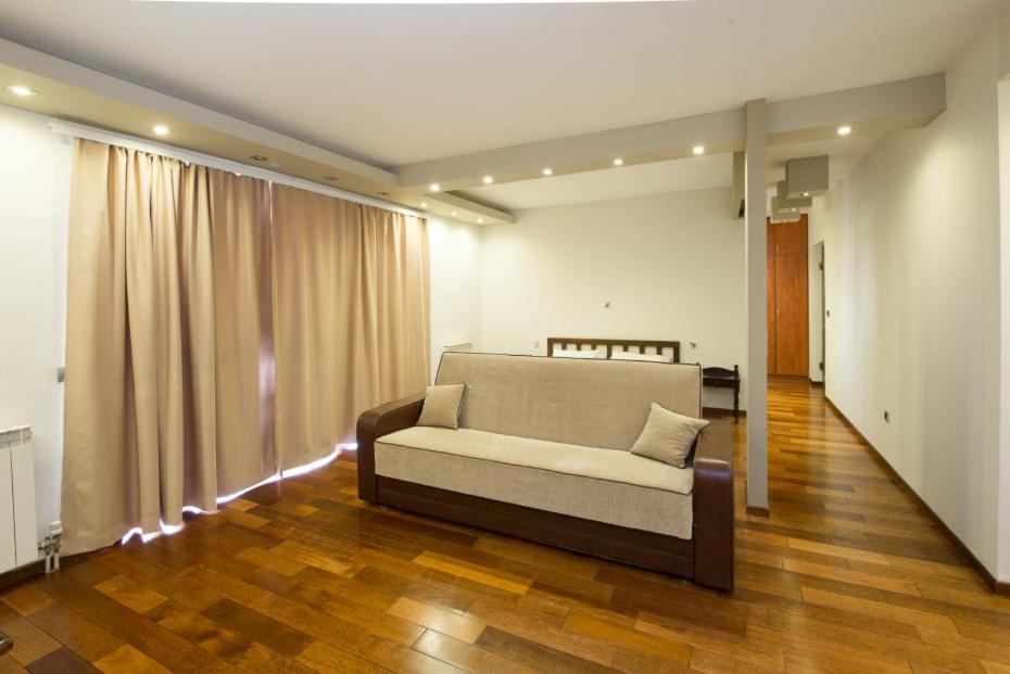 Vila Centar Budva Exteriör bild